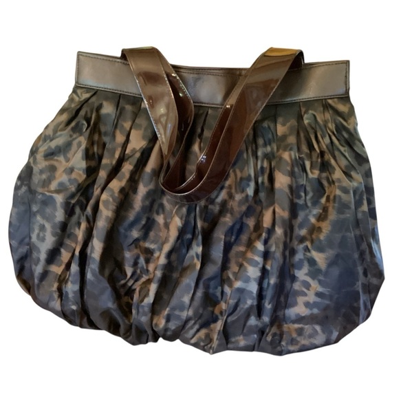 Dennis Basso Pleated Hobo Large Reversible Tote Bag - Picture 1 of 4